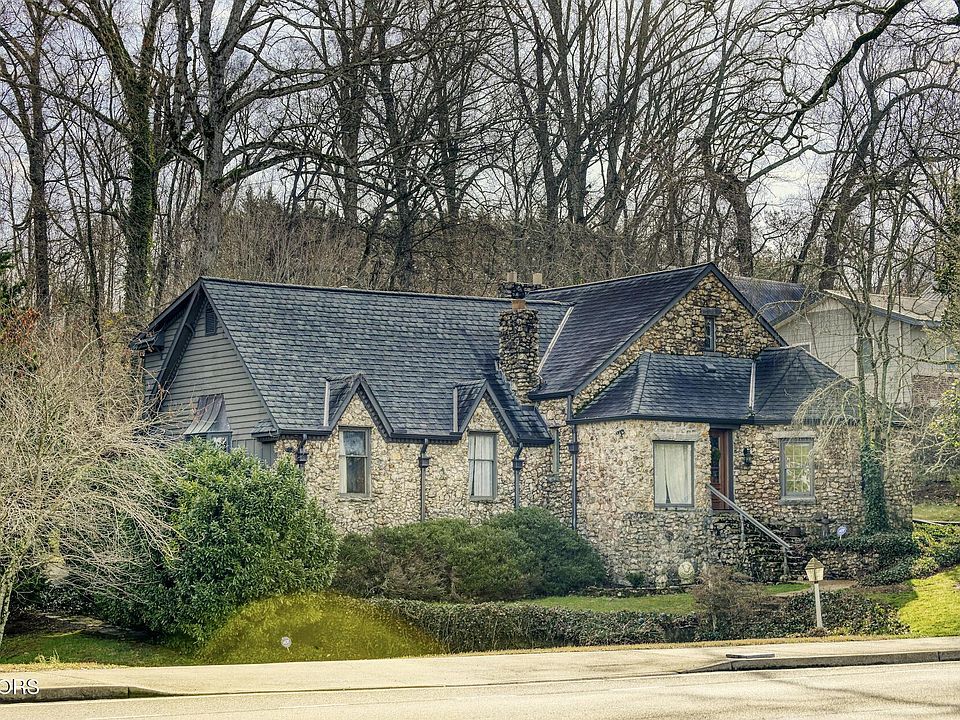 13th image of this home