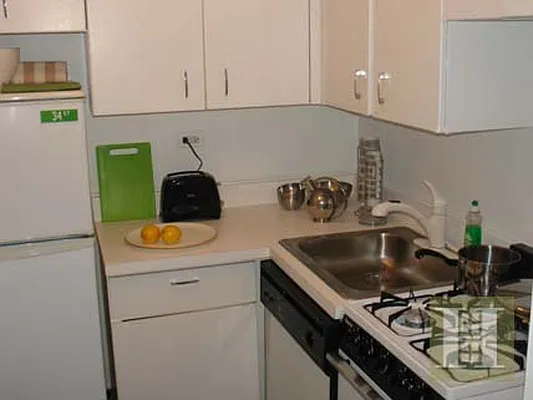 Rented by Halstead Real Estate | media 42