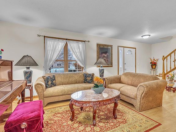 2nd image of 1145 Carriage CIRCLE