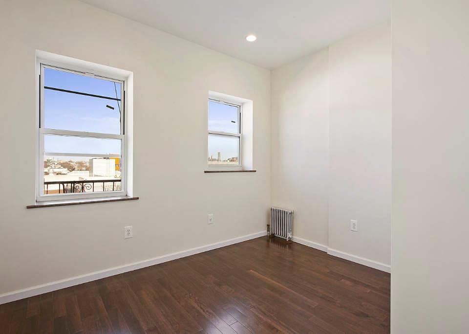 1st image of 315 4th Ave APT 4L