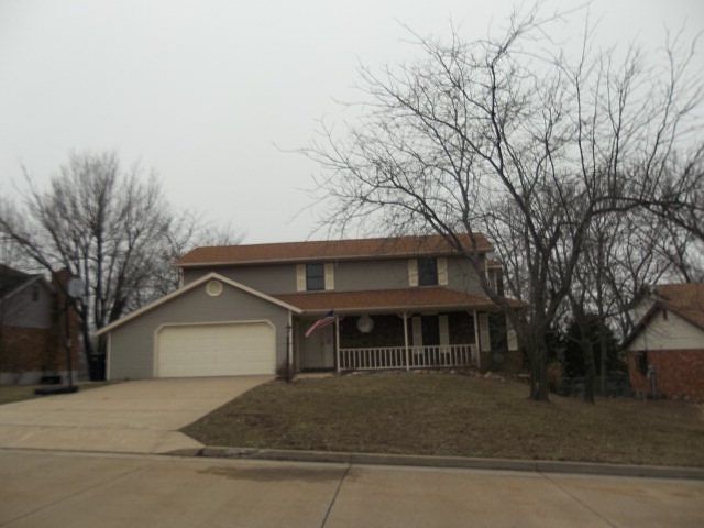 1st image of 4880 Woodhaven Dr