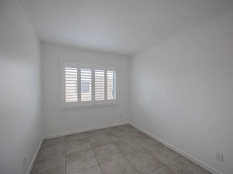 4615 E Jones Ave — Photo 17
