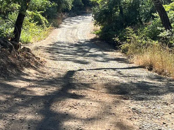 22 Roe Rd, Cohasset, CA 95973