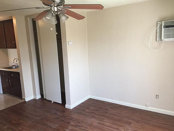 2nd image of 129 Violet Ave APT 33