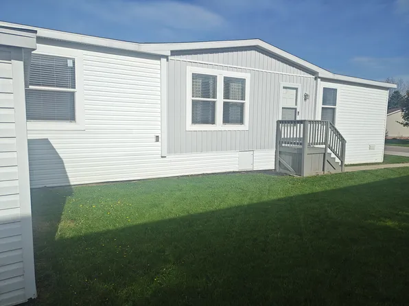1783 Larkmore Ct #113, Grass Lake, MI 49240