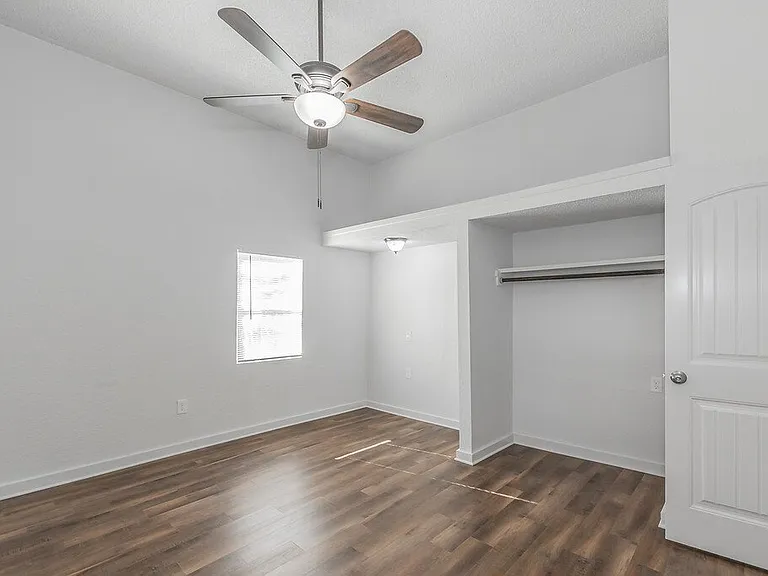 505 N Lamar St — Photo 19