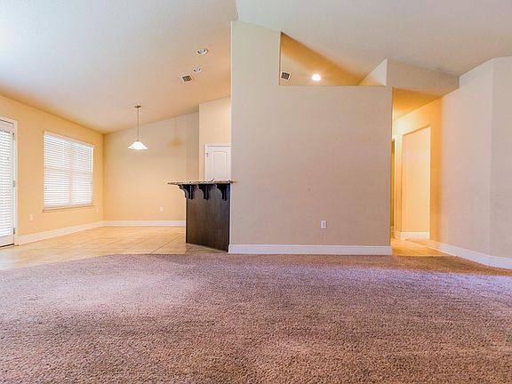 4th image of 4700 Belvedere Cir