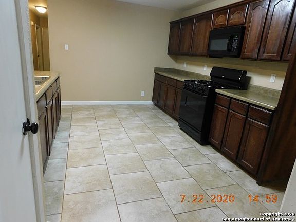 3rd image of 7022 Glenfield Dr