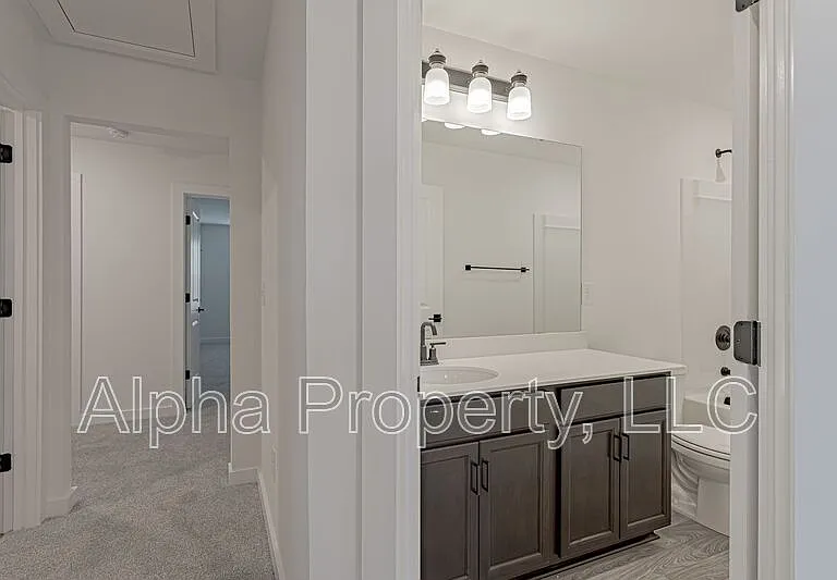 1451 Darrowby Way — Photo 21