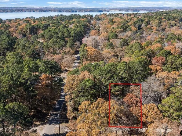 395 Jason Dr, Bullard, TX 75757