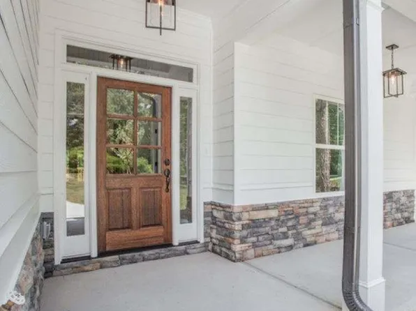 2163 Belcourt Dr, Villa Rica, GA 30180