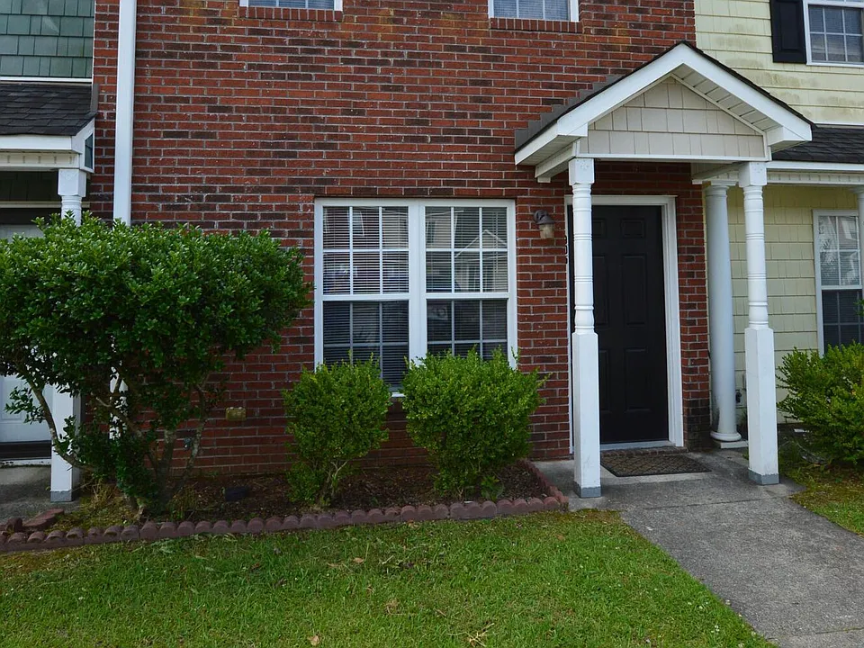 905 Springwood Dr