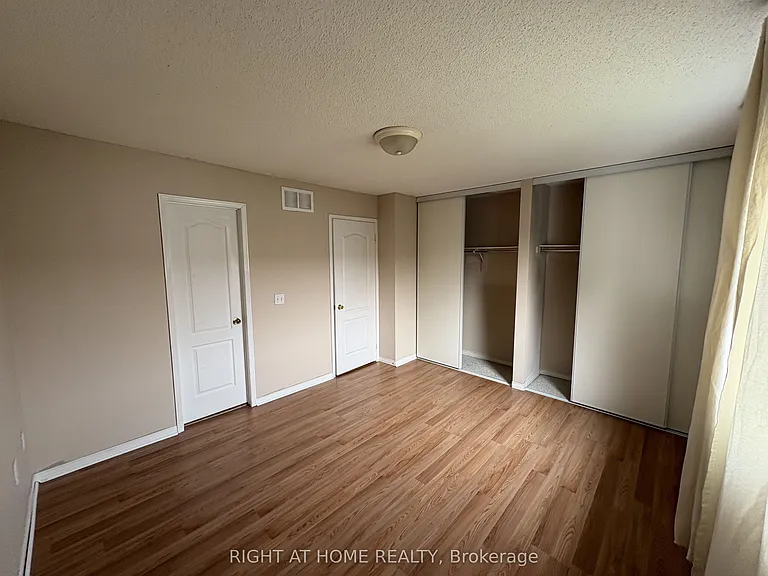 5030 Heatherleigh Ave #127 — Photo 7