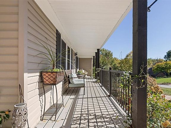 5th image of 1308 Westminster Dr
