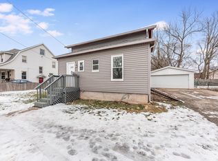 123 4th Ave, Joliet, IL 60433