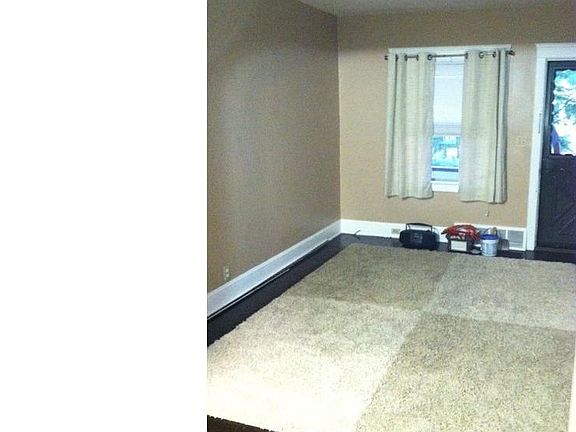4th image of 3278 W 84th St