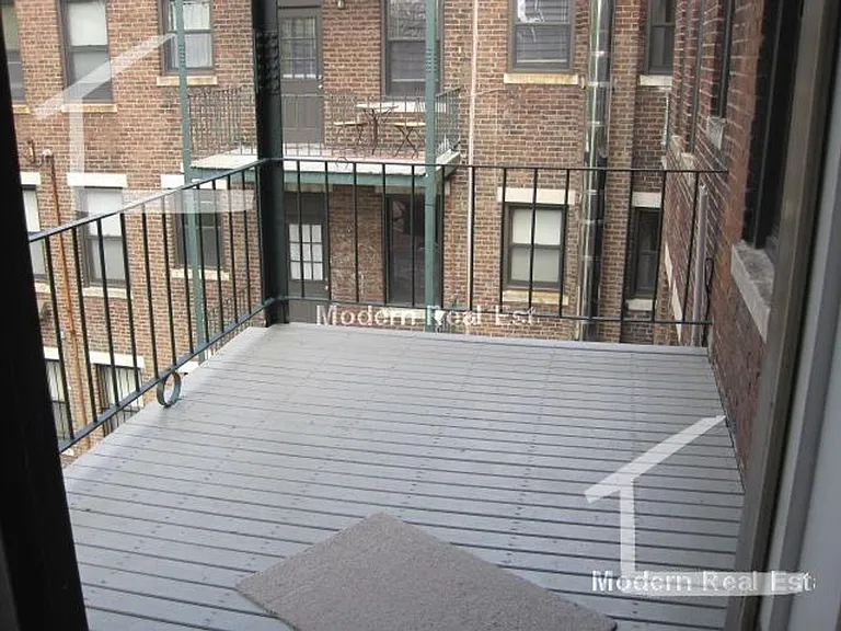 65 Quint Ave #3 — Photo 8