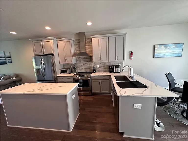 1308 Millpark Ln — Photo 3