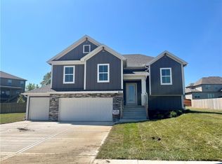 1700 NW 95th St, Kansas City, MO 64155