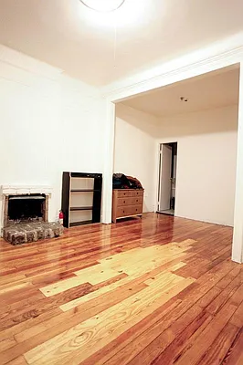 Rented by R New York | media 12