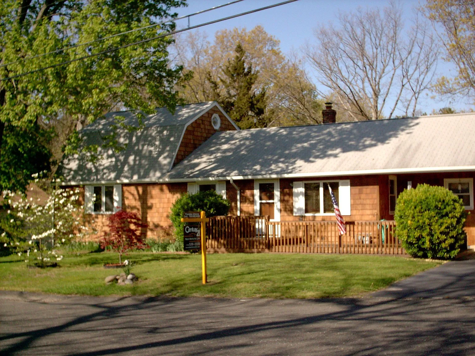 67 Crest Dr photo 1