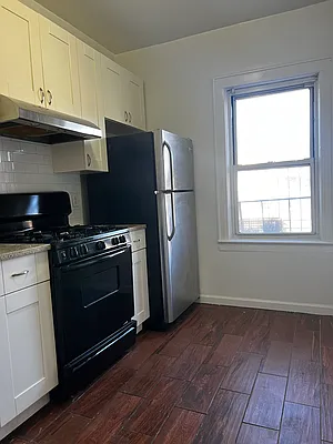 Rented by Douglas Elliman | media 21