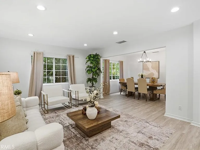 5224 Woodlake Ave — Photo 9