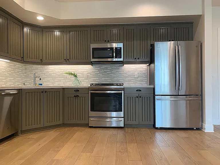 627 Deep Valley Dr #417 — Photo 3