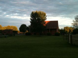 27090 N Williams Park Rd, Wauconda, IL 60084