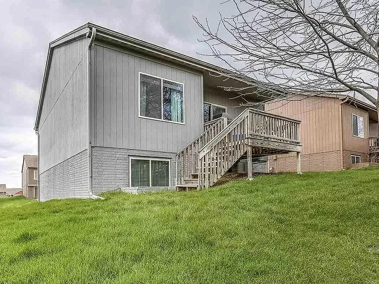 7033 S 183rd Ave — Photo 27