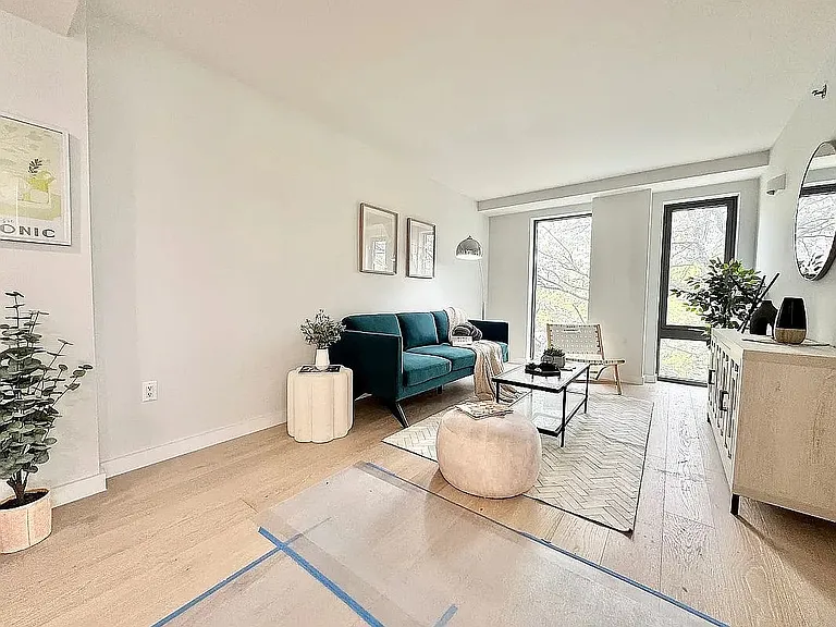 136-80 41st Ave #3A — Photo 2