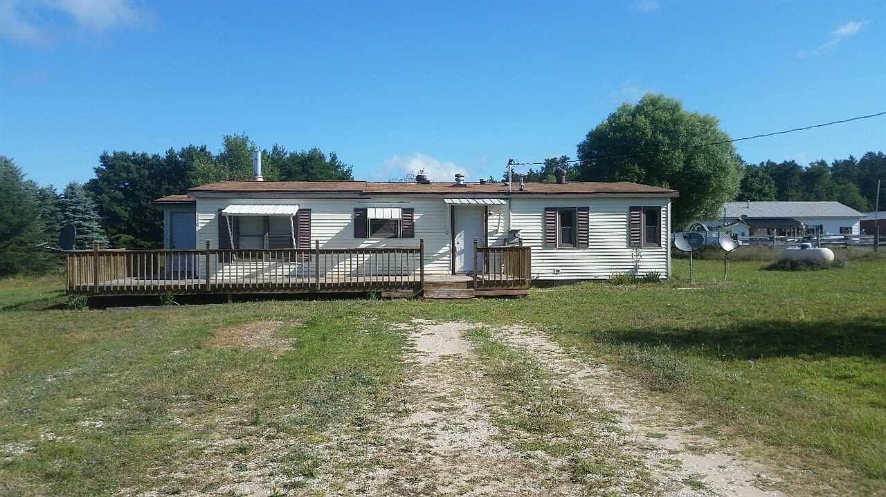 330 South St, Mesick, MI 49668 Zillow