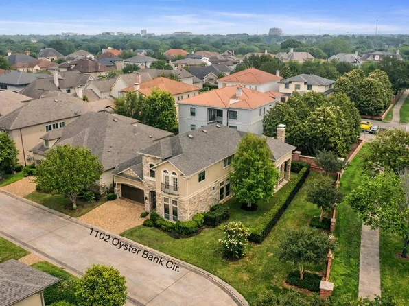 1102 Oyster Bank Cir, Sugar Land, TX 77478