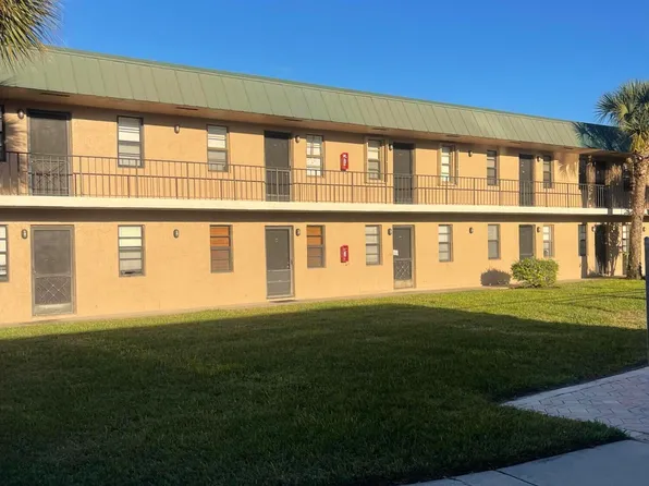 1081 SE Monterey Rd #3-31, Stuart, FL 34994
