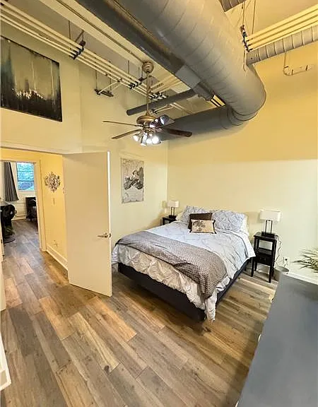 528 Selma St #B — Photo 24