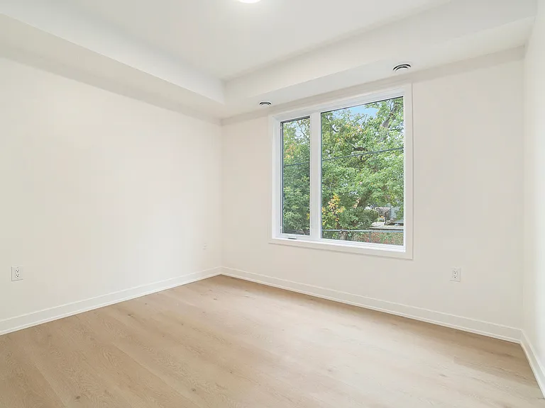 373 Iberville St #4 — Photo 9