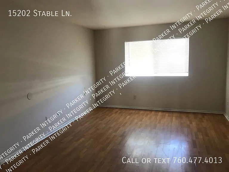 15202 Stable Ln — Photo 7