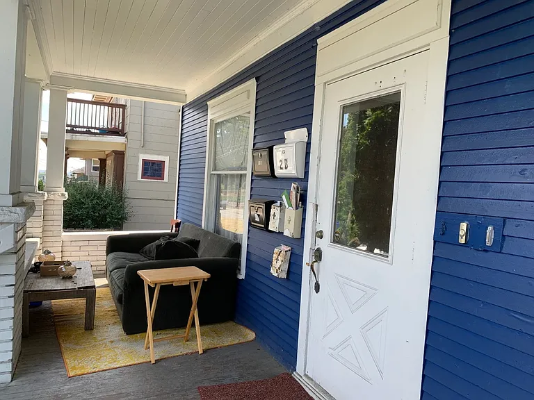 409 N 4th St #2A — Photo 2
