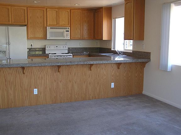 4th image of 4484 W Point Loma Blvd