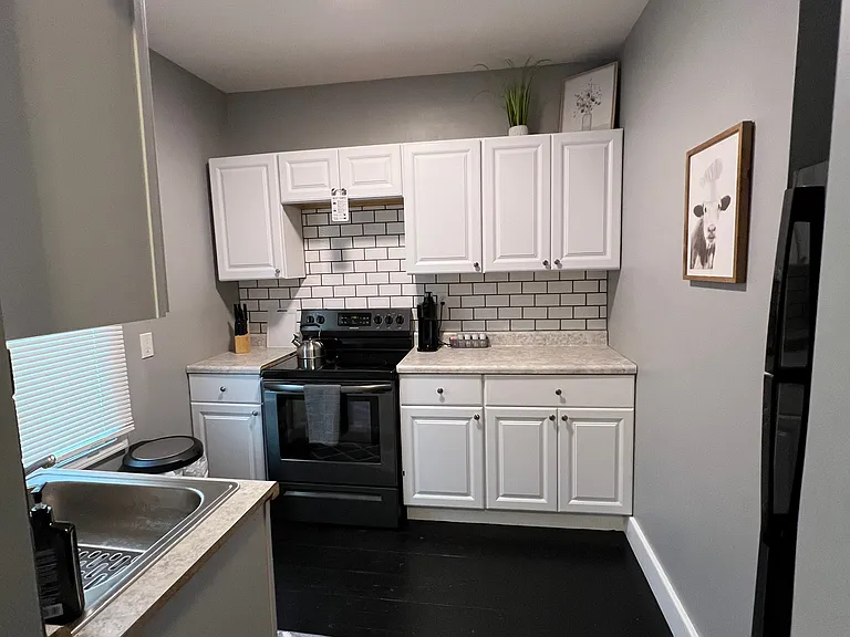1213 Jordan Ave #1213 — Photo 8
