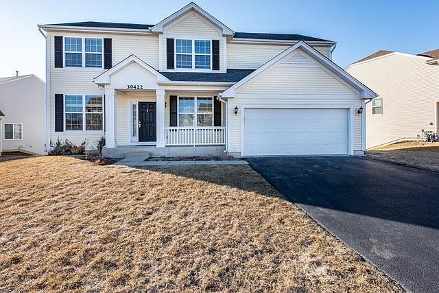1st image of 39422 Crofton Ln