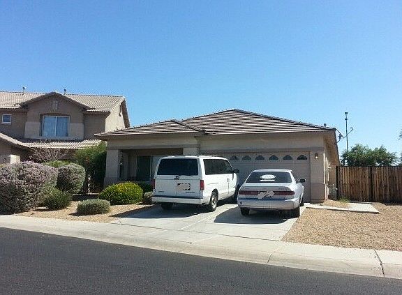 4th image of 105 S 115th Dr
