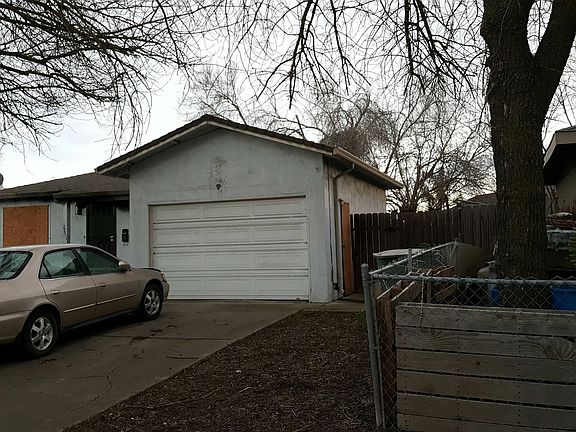 3rd image of 2251 Cambria Dr