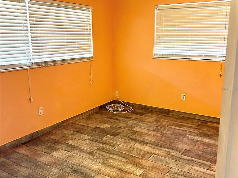 2152 Greenbriar Blvd — Photo 36