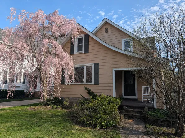 51 South Dr, Amherst, NY 14226