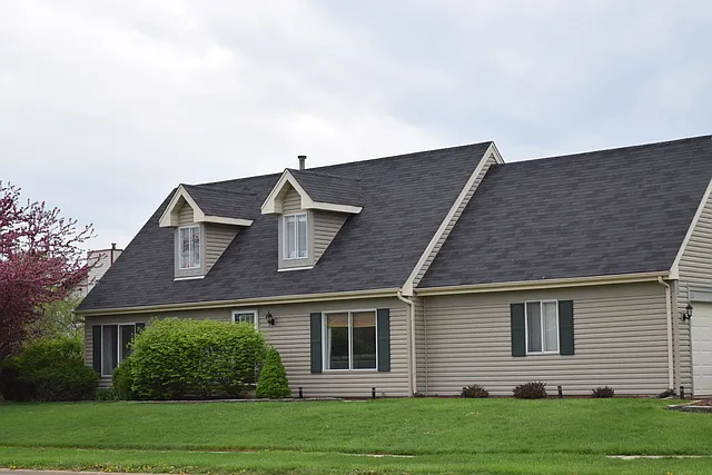 246 Iris Dr photo 1