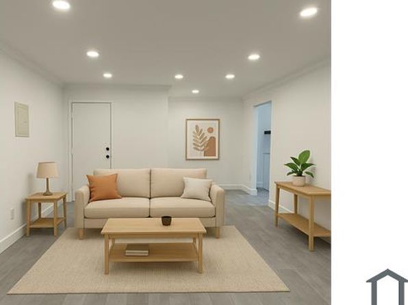 1949 NE 172nd St Unit 10