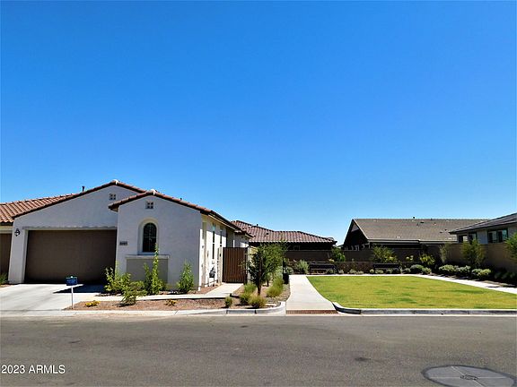 3rd image of 20587 W VERMONT Avenue