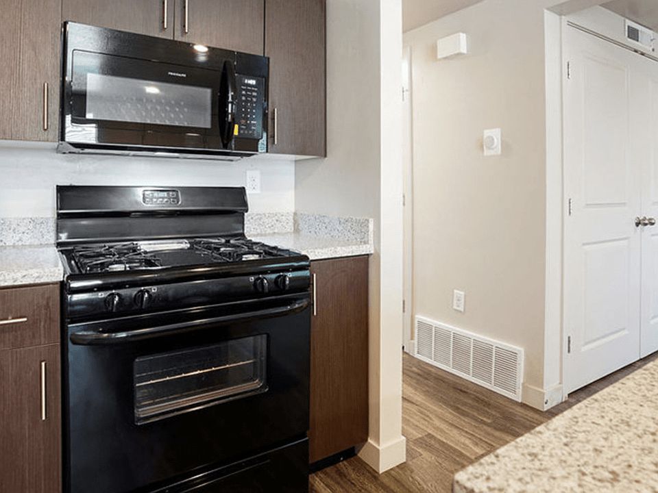 1st image of 4189 S 300 W #18185835