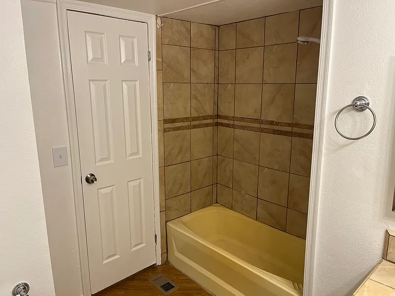3876 E Hearne Ave — Photo 10